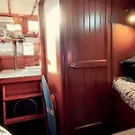Botel Barco 12 Mts Centro *