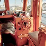 Botel Barco 12 Mts Centro *