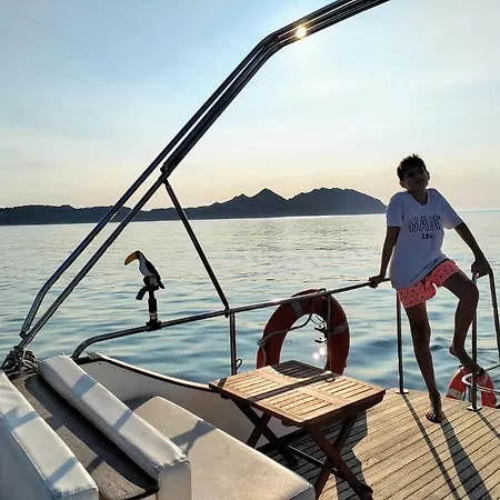 Barco 12 Mts Centro Πλωτό κατάλυμα *