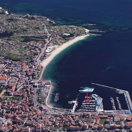 بوتيل Barco 12 Mts Centro