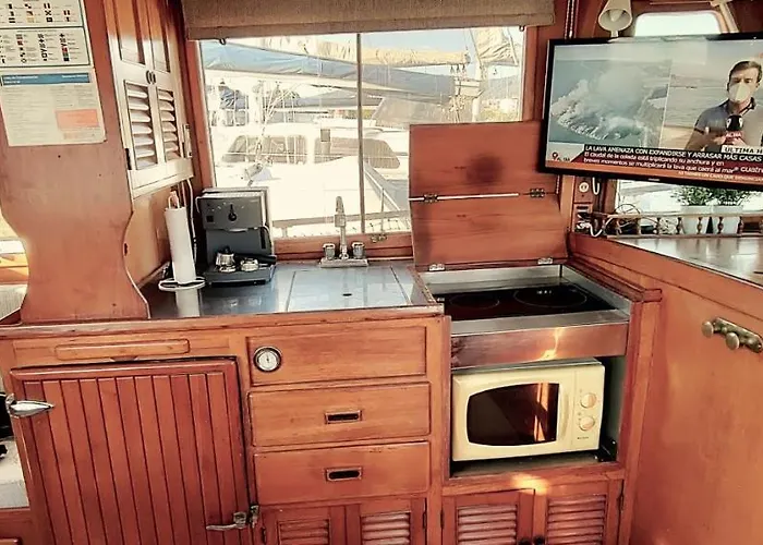 Barco 12 Mts Centro Πλωτό κατάλυμα