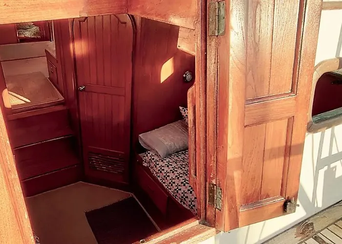 Hotel en barco Barco 12 Mts Centro *