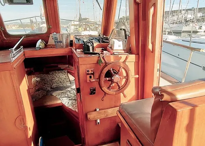 Πλωτό κατάλυμα Barco 12 Mts Centro *