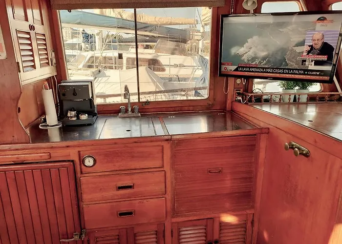 Πλωτό κατάλυμα Barco 12 Mts Centro *